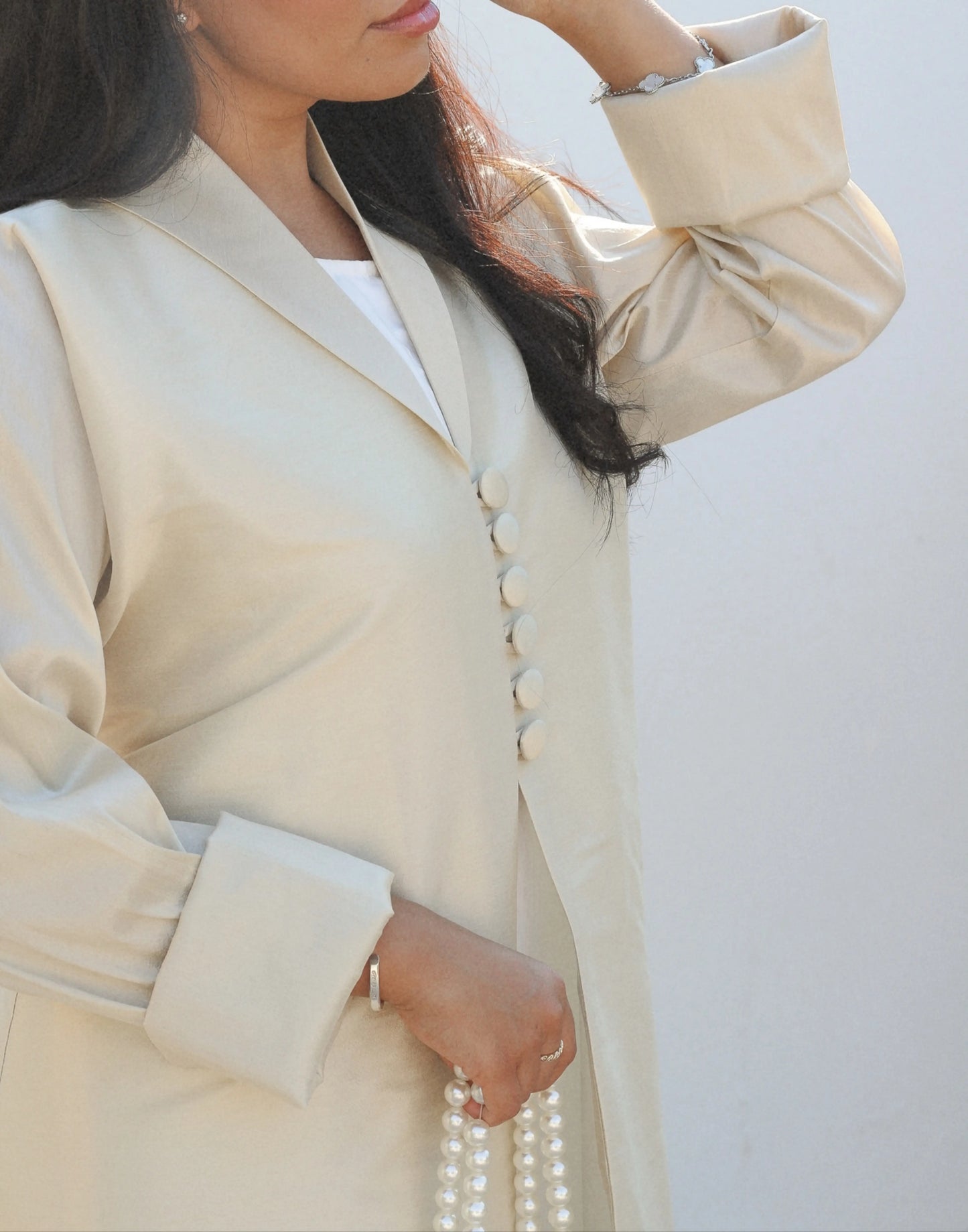 classy abaya, simple abaya, button abaya, open abaya, beige abaya, cute abaya, simple abaya